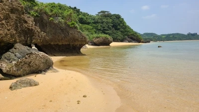 Secret beach in Ishigaki Island